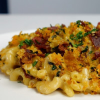 Bacon Mac and Beer Cheese