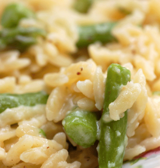 Creamy Orzo with Asparagus and Parmesan 
